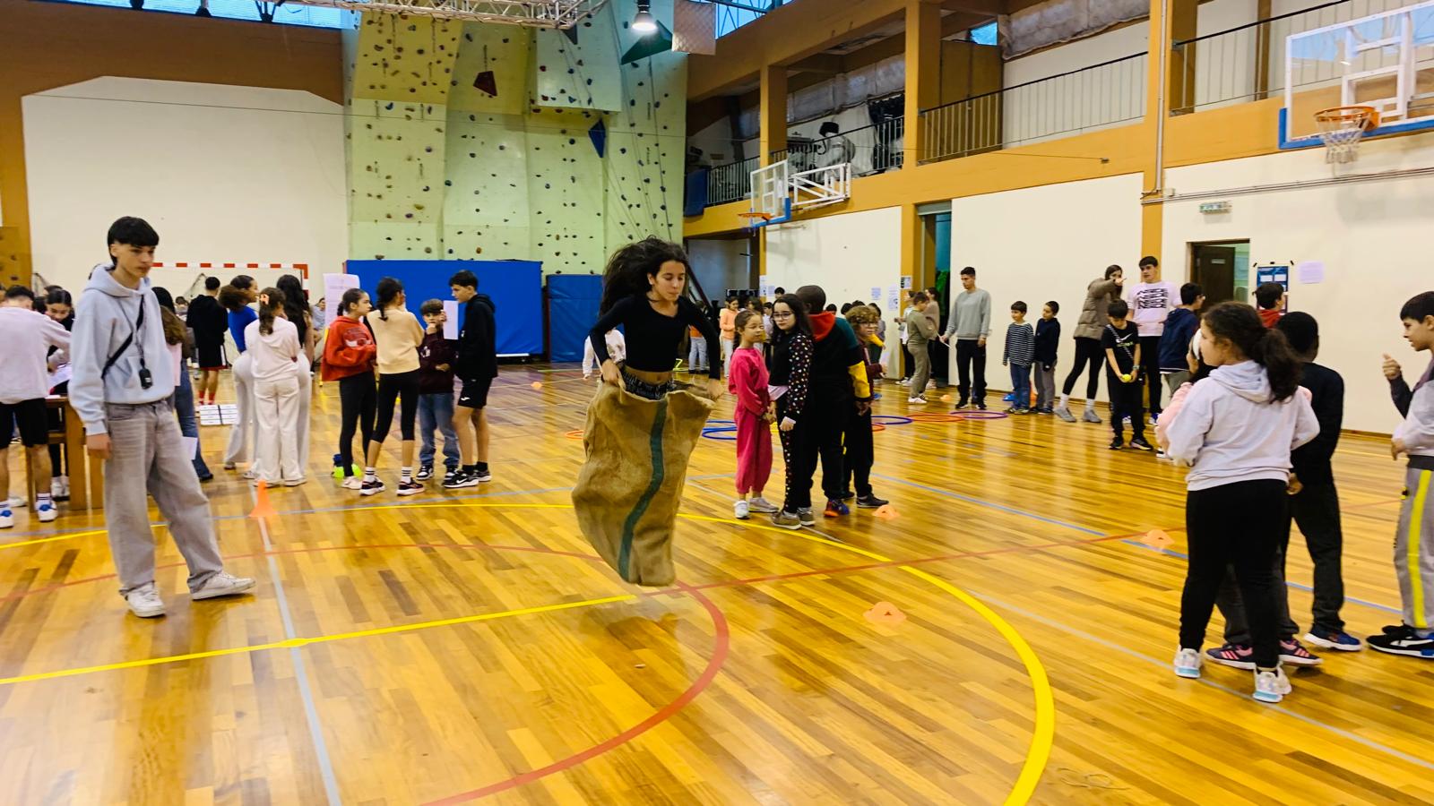 imagem 8 jogos tradicionais